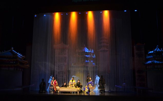  Puccini ''Turandot'' decorations and costumes