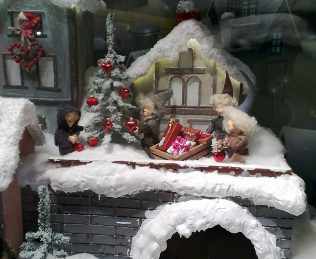  Christmas theme decorations for Stockmanns Windows