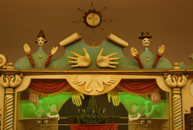  Mechanical puppet-theatre