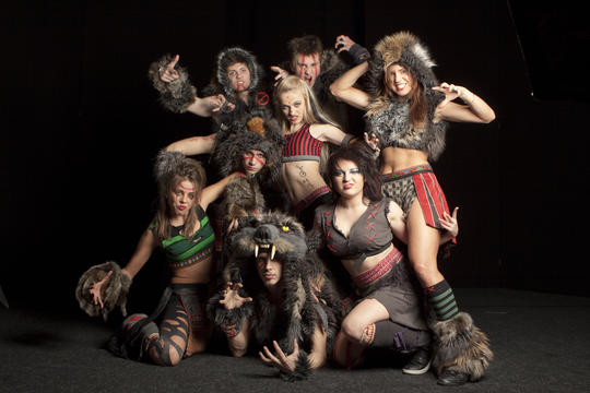  Musical ''Werewolf'' costumes and trap for wolwes