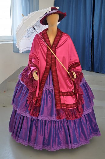  Historical costumes for Kukruse manor