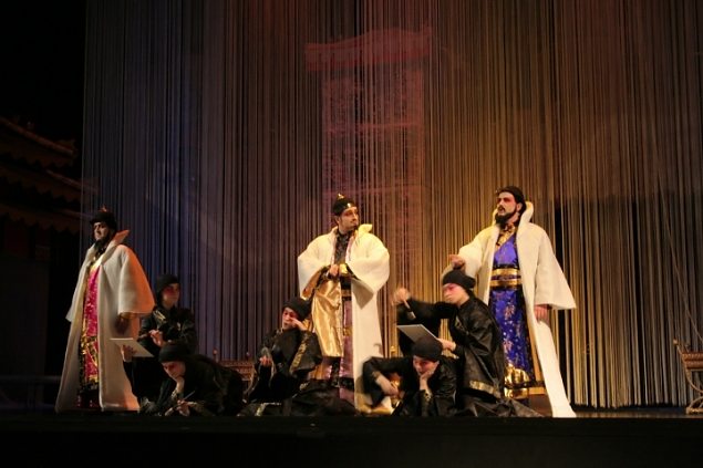  Puccini ''Turandot'' decorations and costumes